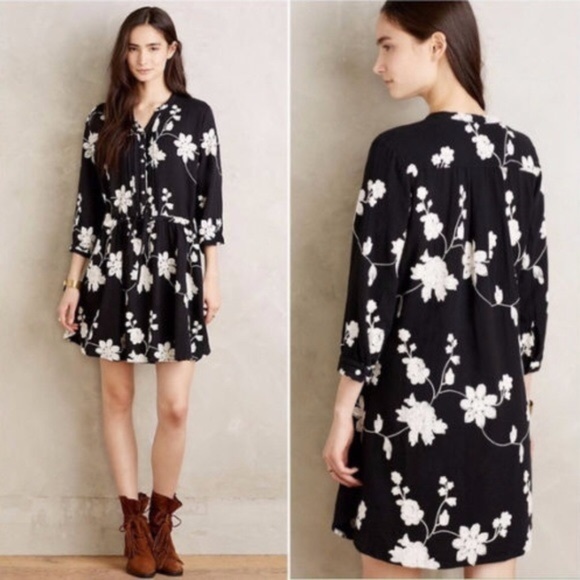 Anthropologie Dresses & Skirts - Anthro Embroidered Naomi Shirtdress